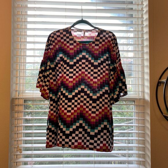 AZULES Bell Ruffle Sleeve XL Long-Line Chevron Print Top Preowned - Picture 3 of 5